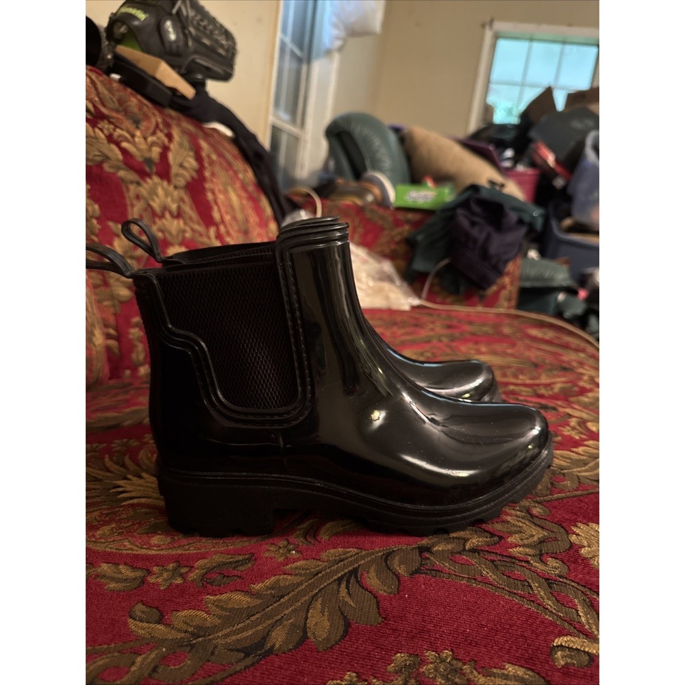 Ocean+Coast KENSINGTON Black PVC Pull On Block Heel Ankle Boots Women's Size 8